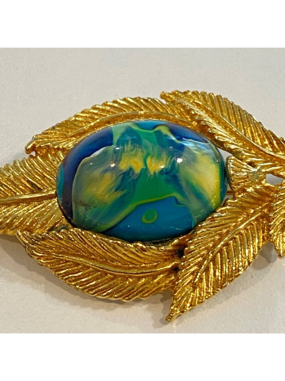 Gold-Tone Leaf Brooch With Blue & Green Swirl Cabochon 2.5 Inches Artist fermini - Picture 12 of 16